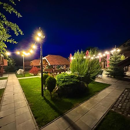 Vila Hora Cu Brazi Zarnesti Exterior foto