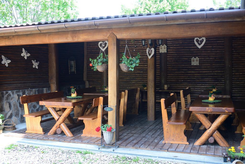 Vila Hora Cu Brazi Zarnesti Exterior foto