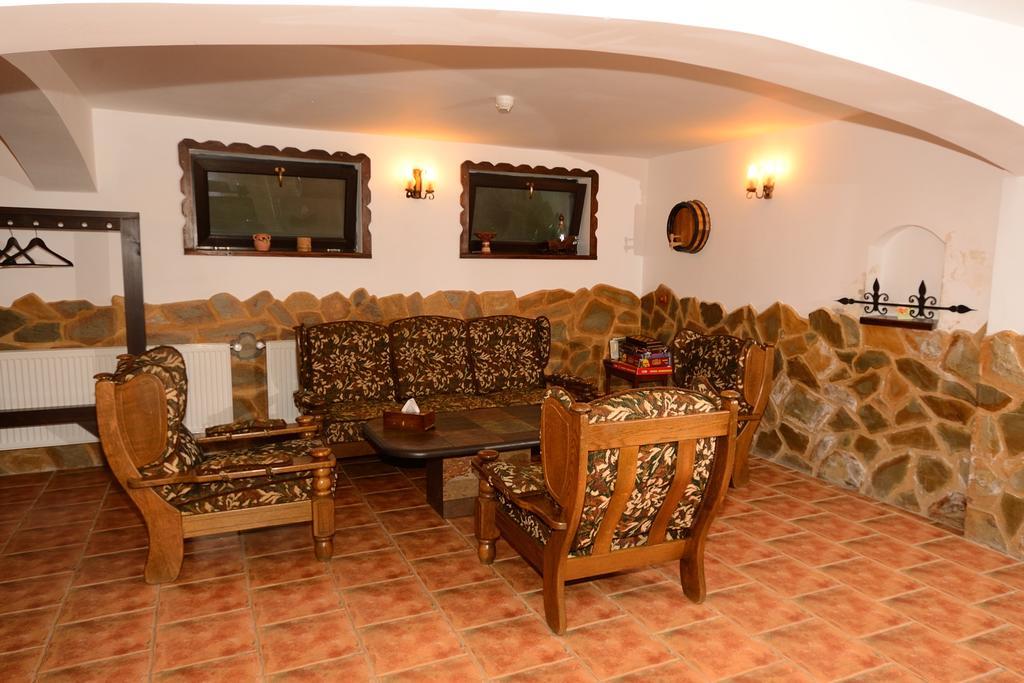 Vila Hora Cu Brazi Zarnesti Exterior foto